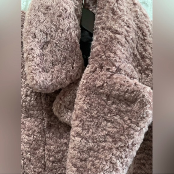 Banana Republic Luxurious Soft Sherpa Powdered Rose Long Coat size Medium - Picture 2 of 6